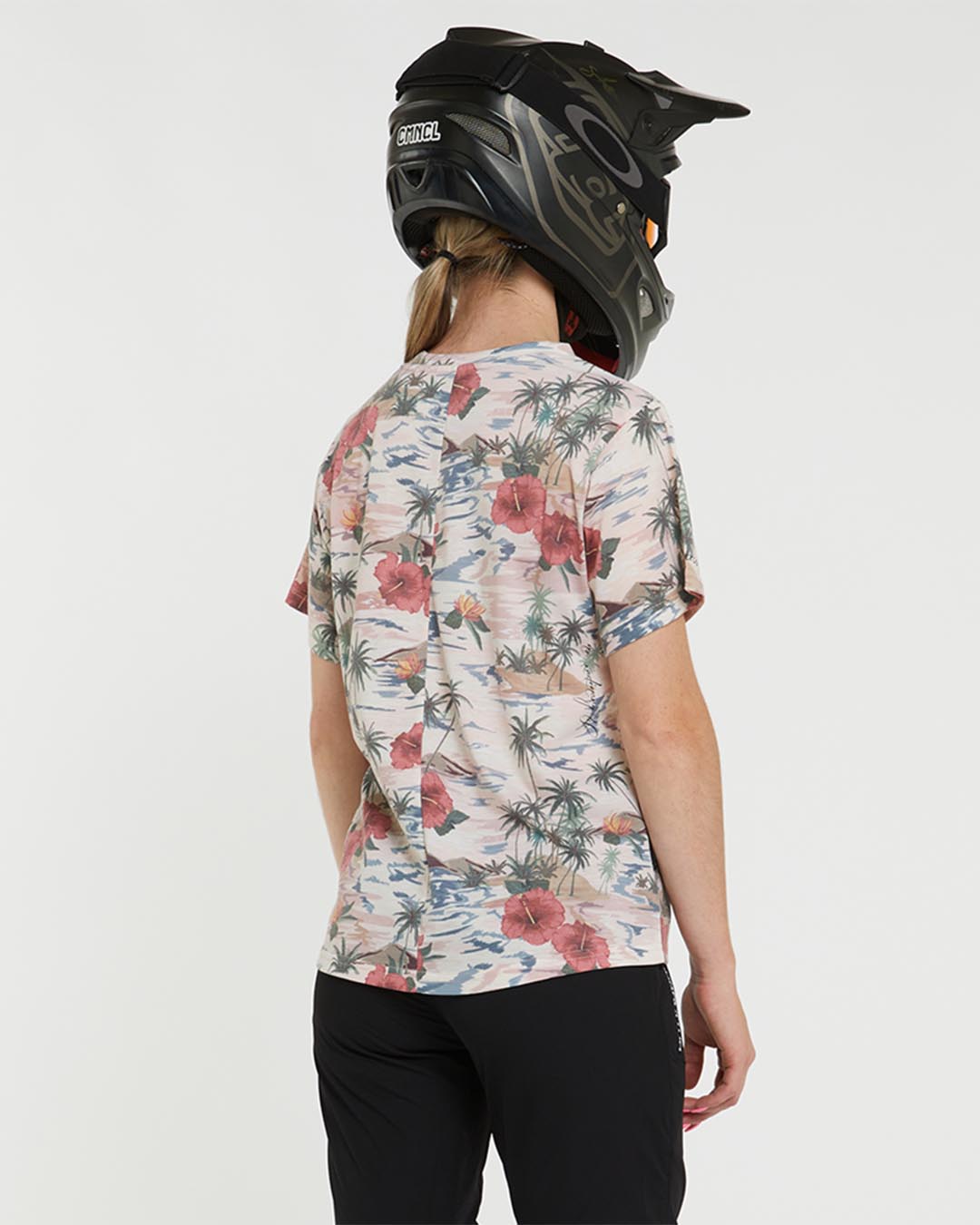 Womens Tech Tee | Narradise