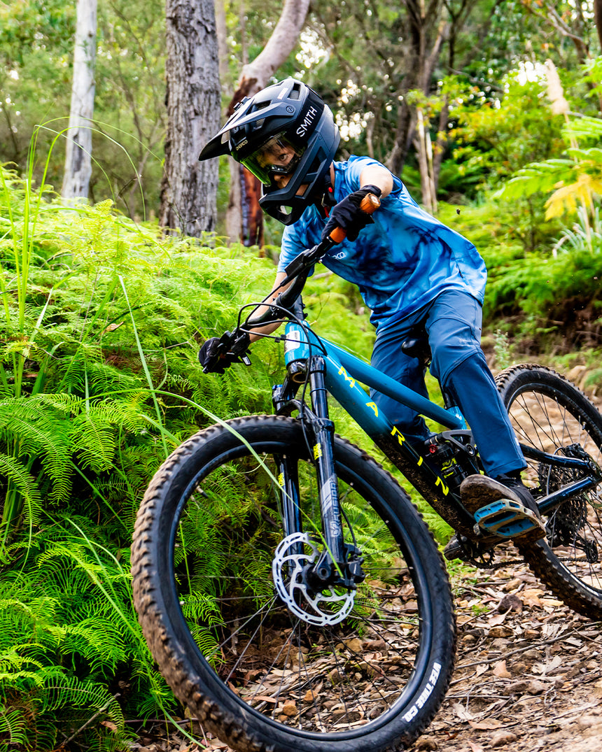 Youth Gravity Pants | Maverick