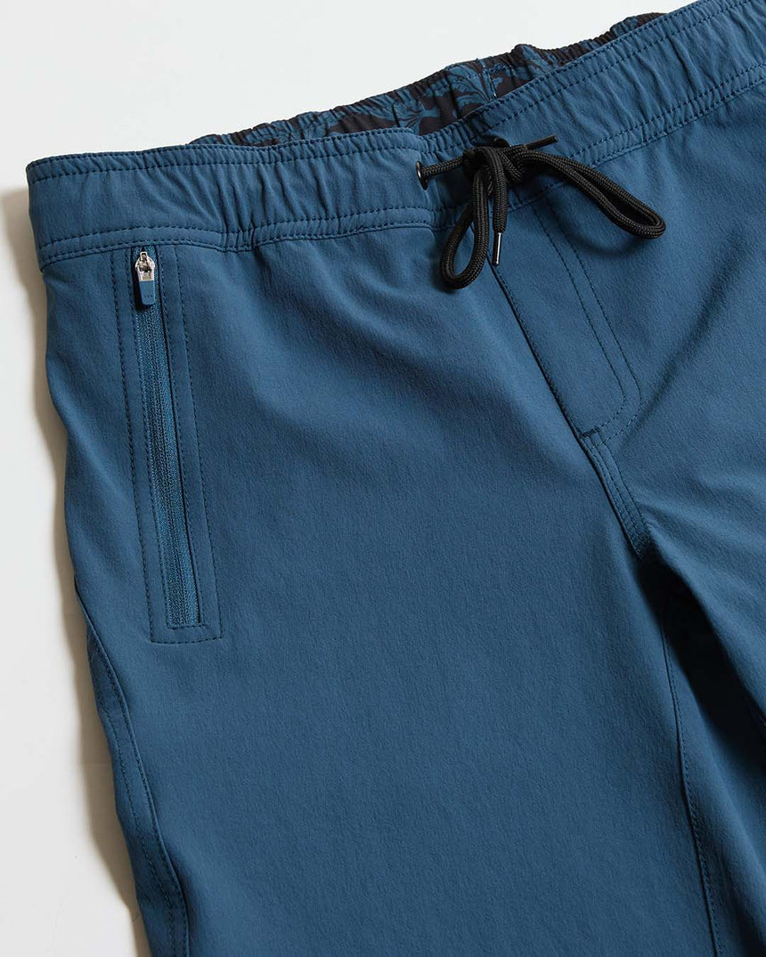 Youth Gravity Shorts | Maverick | Gravity Shorts | YOUTH BOTTOMS | DHaRCO | Image 6 of 6