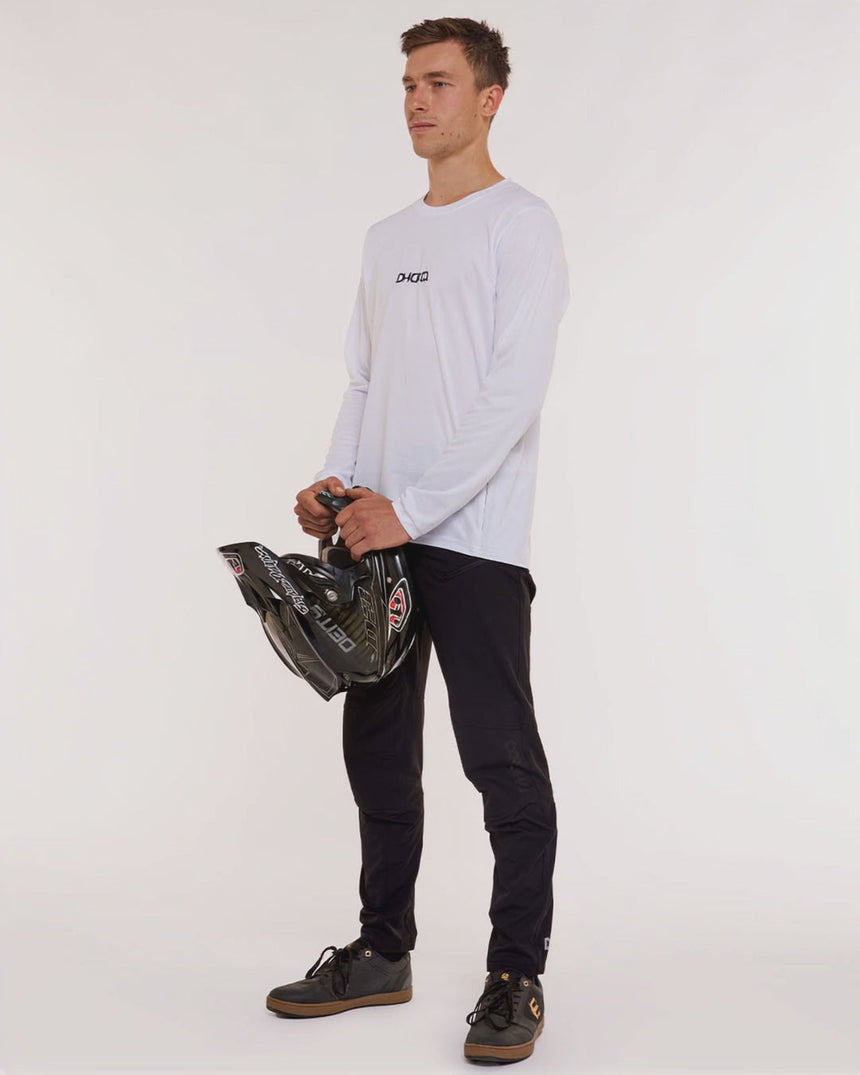 Mens Gravity Pants | Black | Gravity Pants | MENS BOTTOMS | DHaRCO | Image 3 of 7