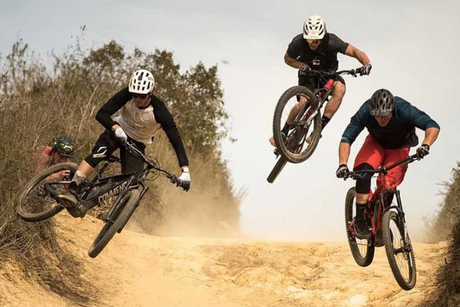 KYLE STRAIT, BRUCE KLEIN & LUCA COMETTI