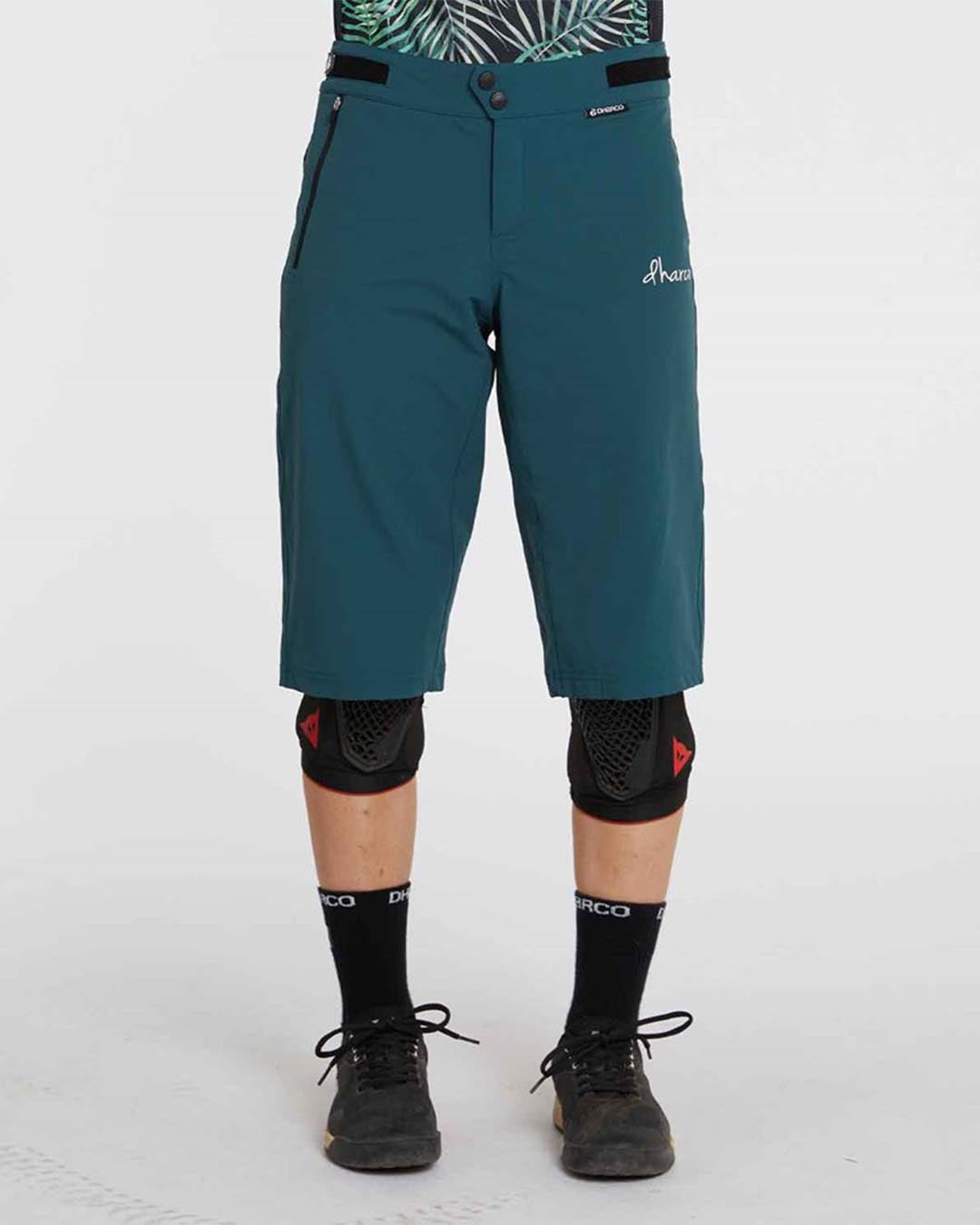 Womens Gravity Shorts Forest DHaRCO EUROPE