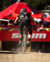 Womens Gravity Shorts | Black